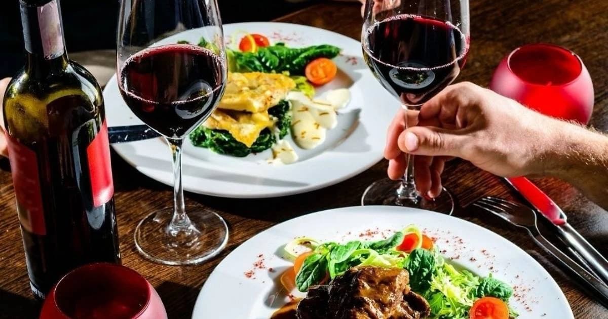 Restaurante La Rueda Steakhouse San Salvador