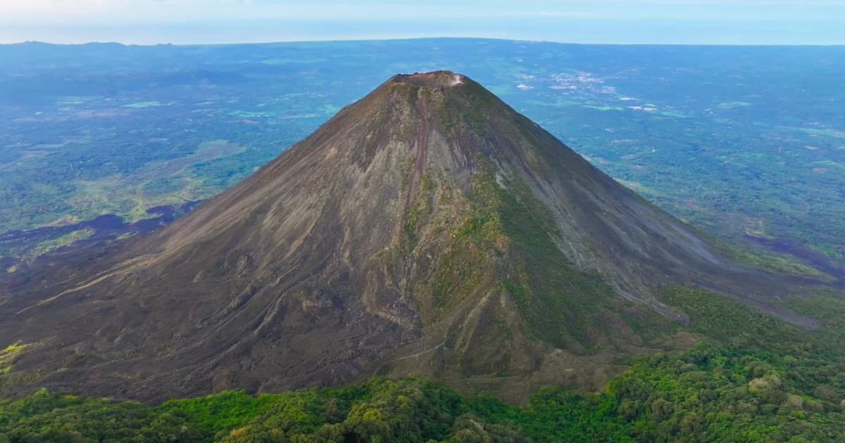 Volcan De Izalco